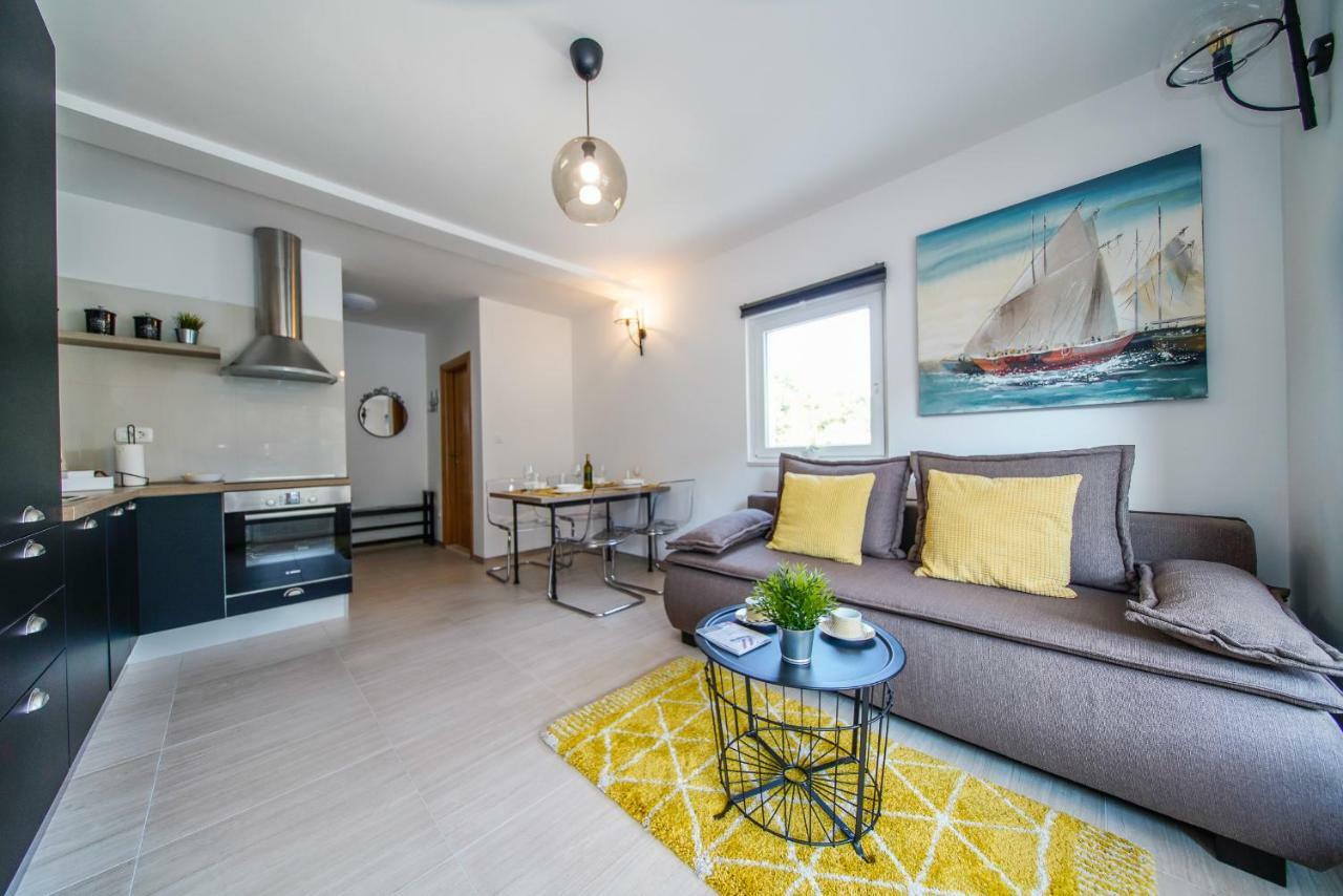 Apartmani Ponta Ston Exterior photo