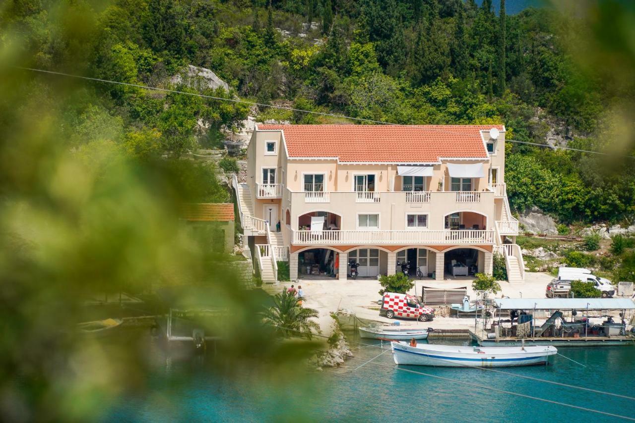 Apartmani Ponta Ston Exterior photo
